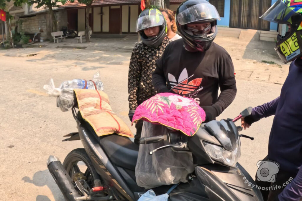 cushion for motorbike