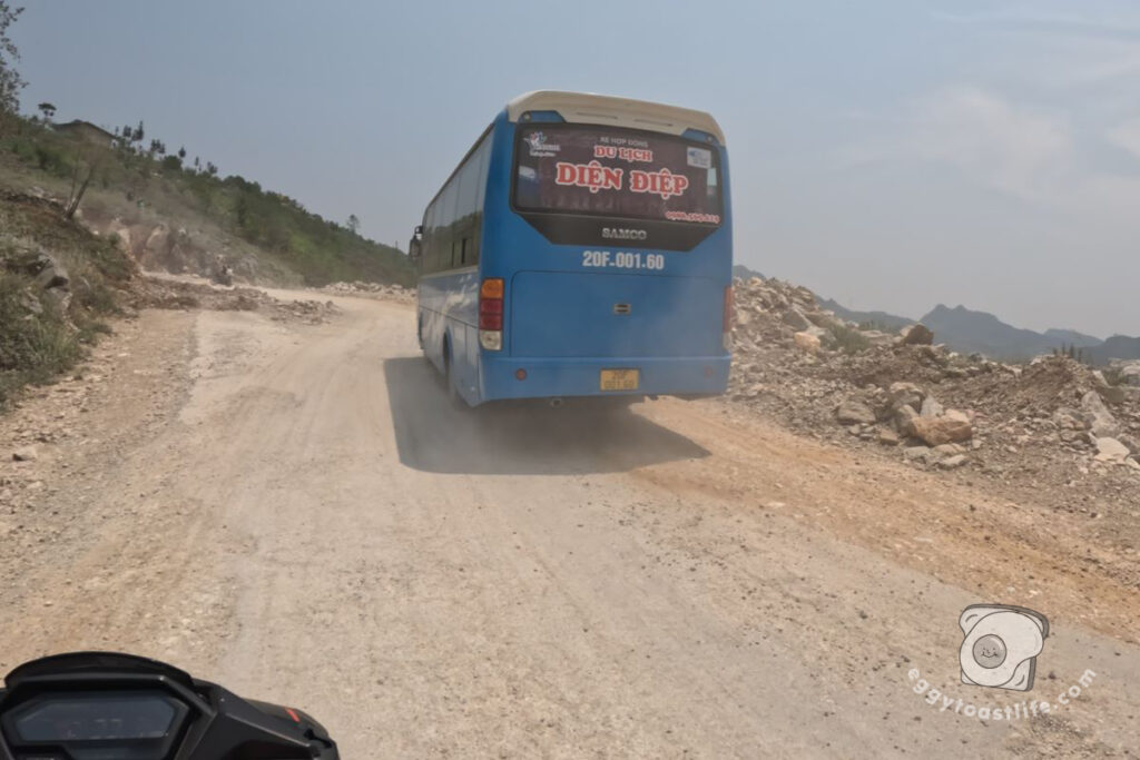 sandy roads in ha giang