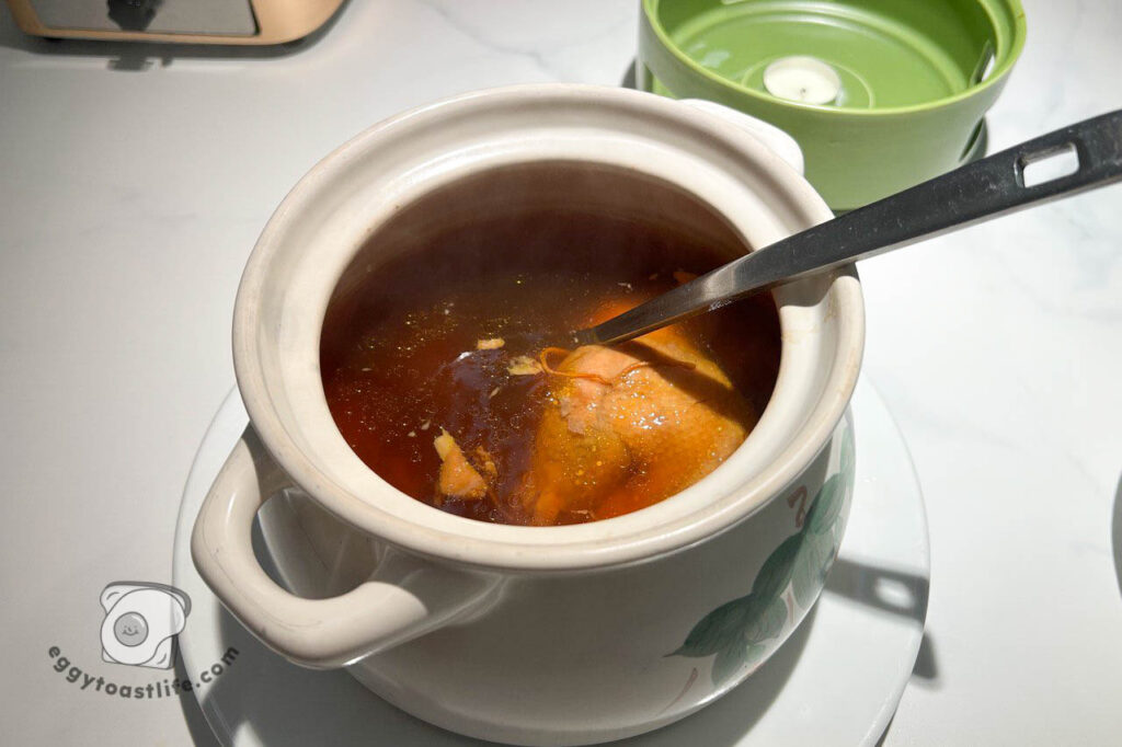 pot of chicken soup xiang xiang